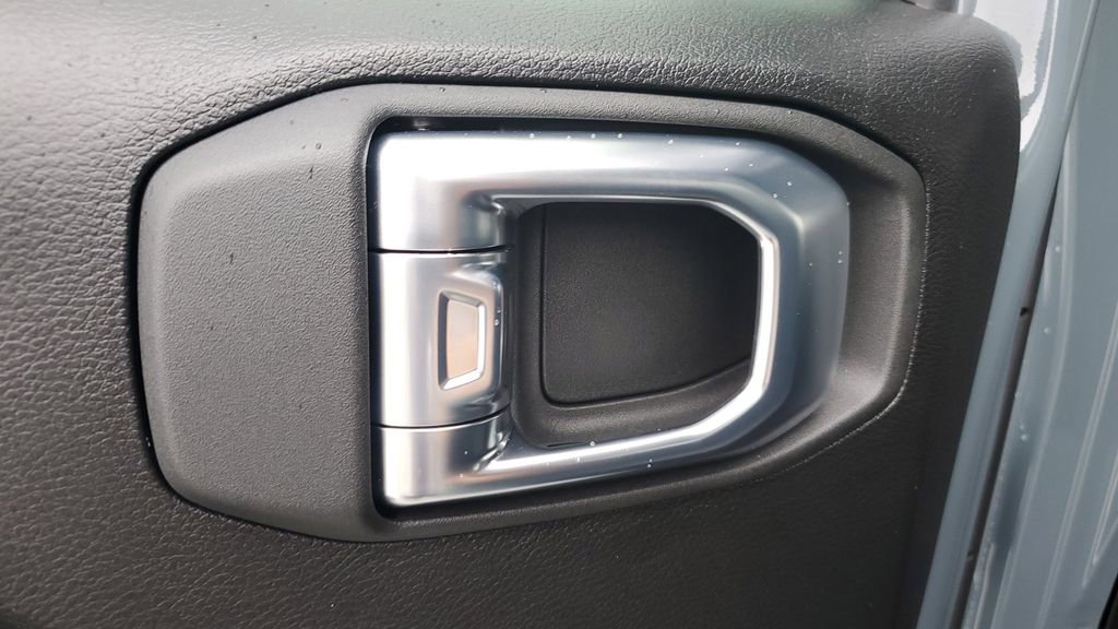 New 2026 Jeep Gladiator Sport image 16