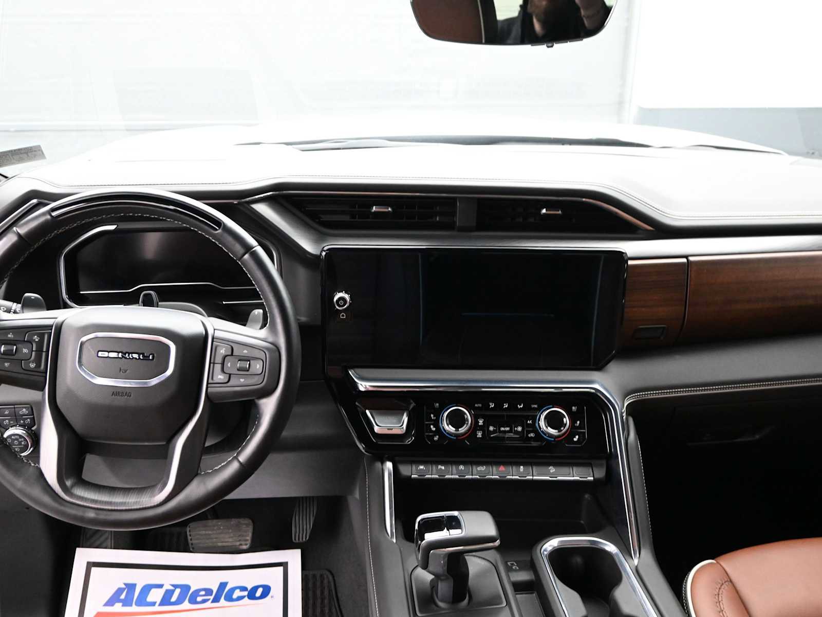 Used 2025 GMC Sierra 1500 Denali Ultimate image 24