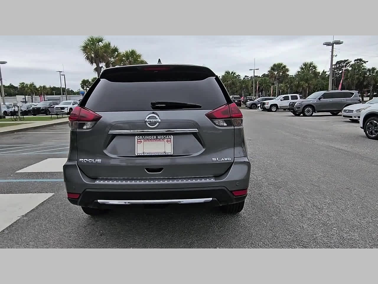Used 2019 Nissan Rogue SL w/ Premium Package AWD/4WD image 33