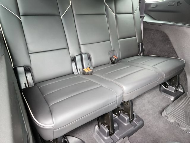 Used 2021 Cadillac Escalade Premium Luxury AWD/4WD image 25