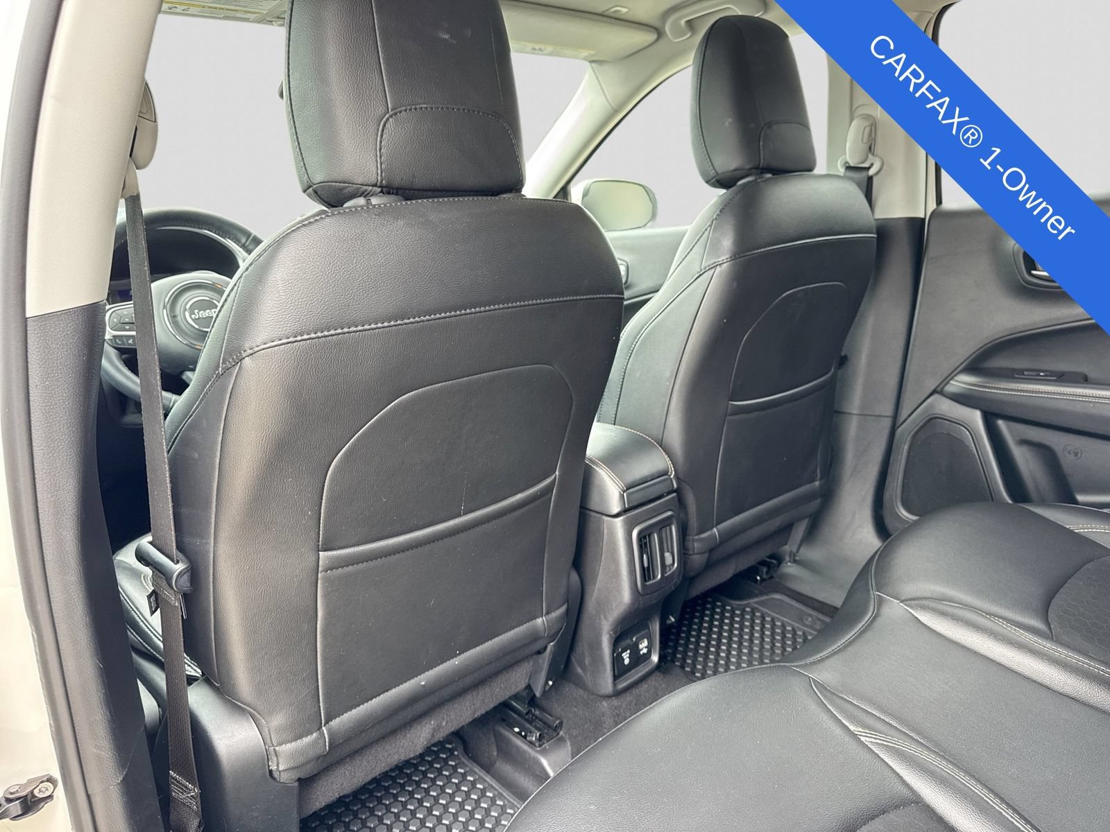 Used 2019 Jeep Compass Latitude w/ Cold Weather Group AWD/4WD image 21