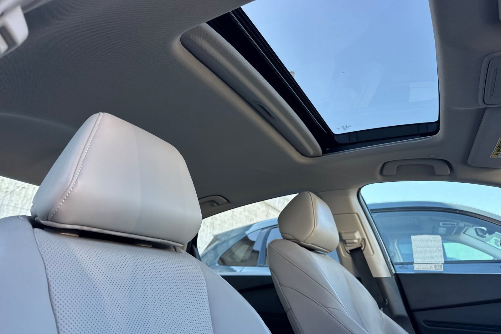 Certified 2024 Honda Accord EX-L image 19