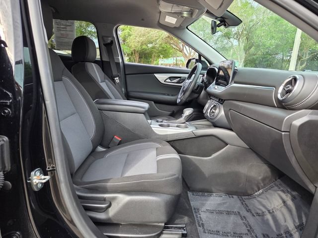Certified 2025 Chevrolet Blazer LT FWD image 23
