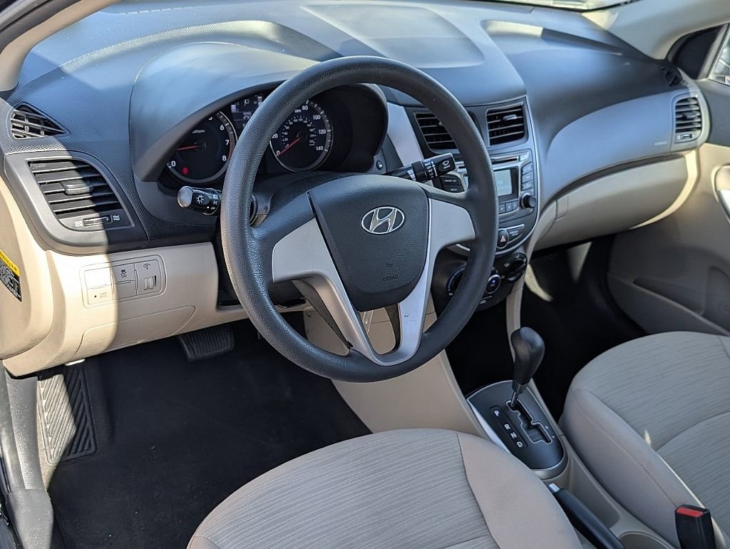 Used 2017 Hyundai Accent SE FWD image 26