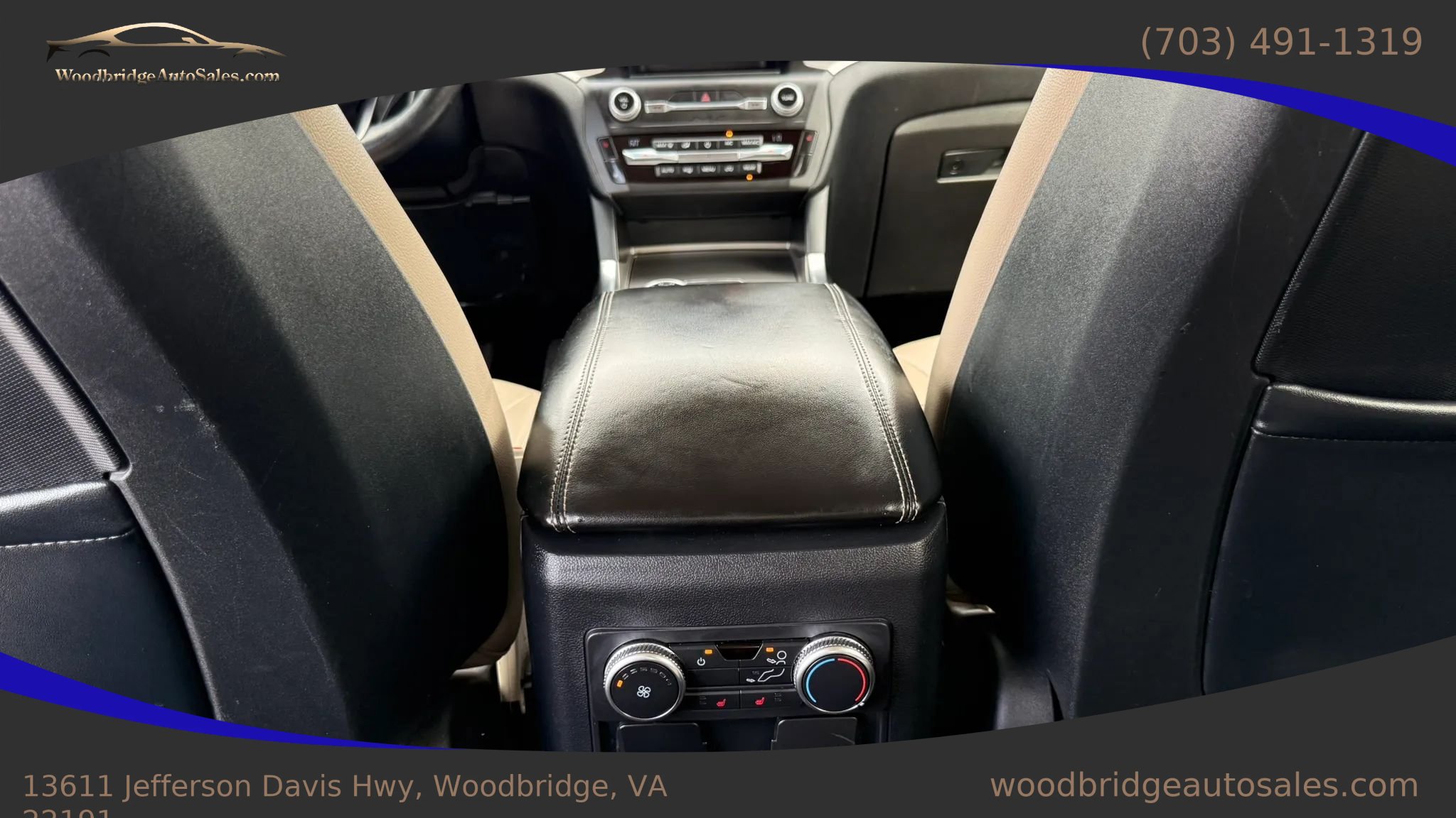 Used 2020 Ford Explorer XLT w/ Equipment Group 202A AWD/4WD image 31