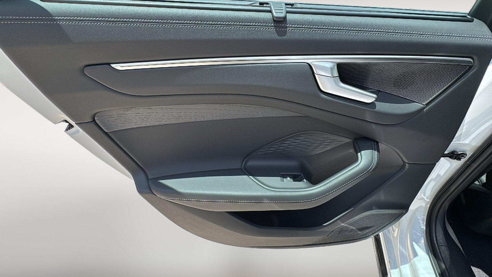 New 2026 Audi A6 Premium Plus AWD/4WD image 16