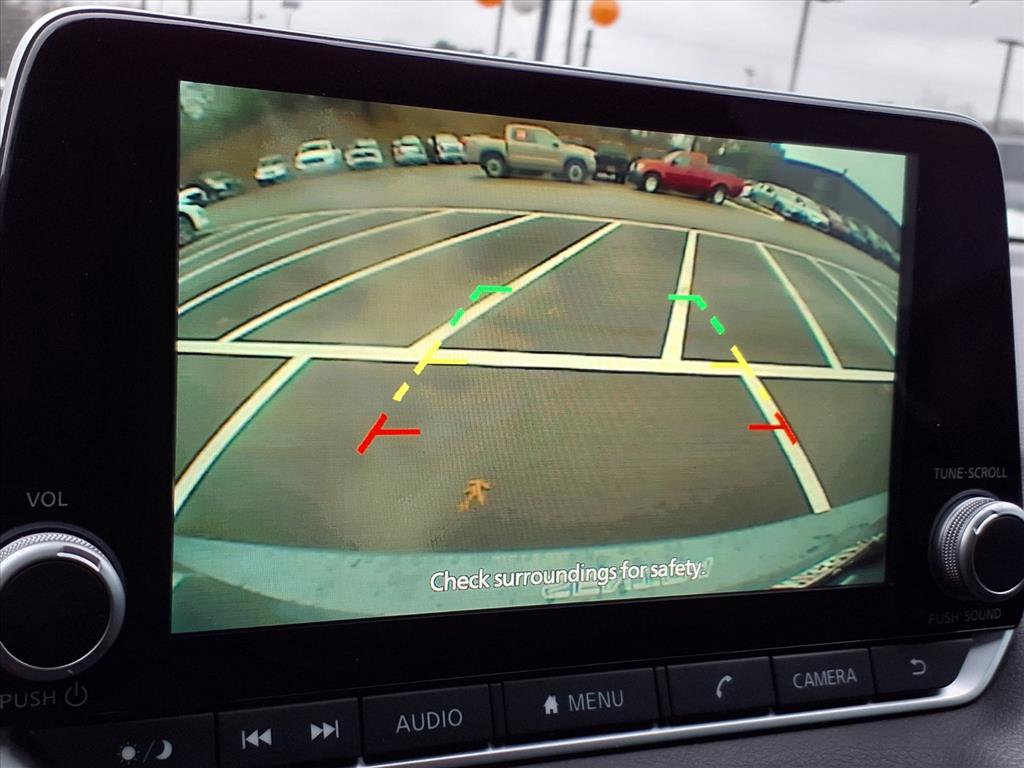 Used 2024 Nissan Sentra SV w/ All-Weather Package image 18