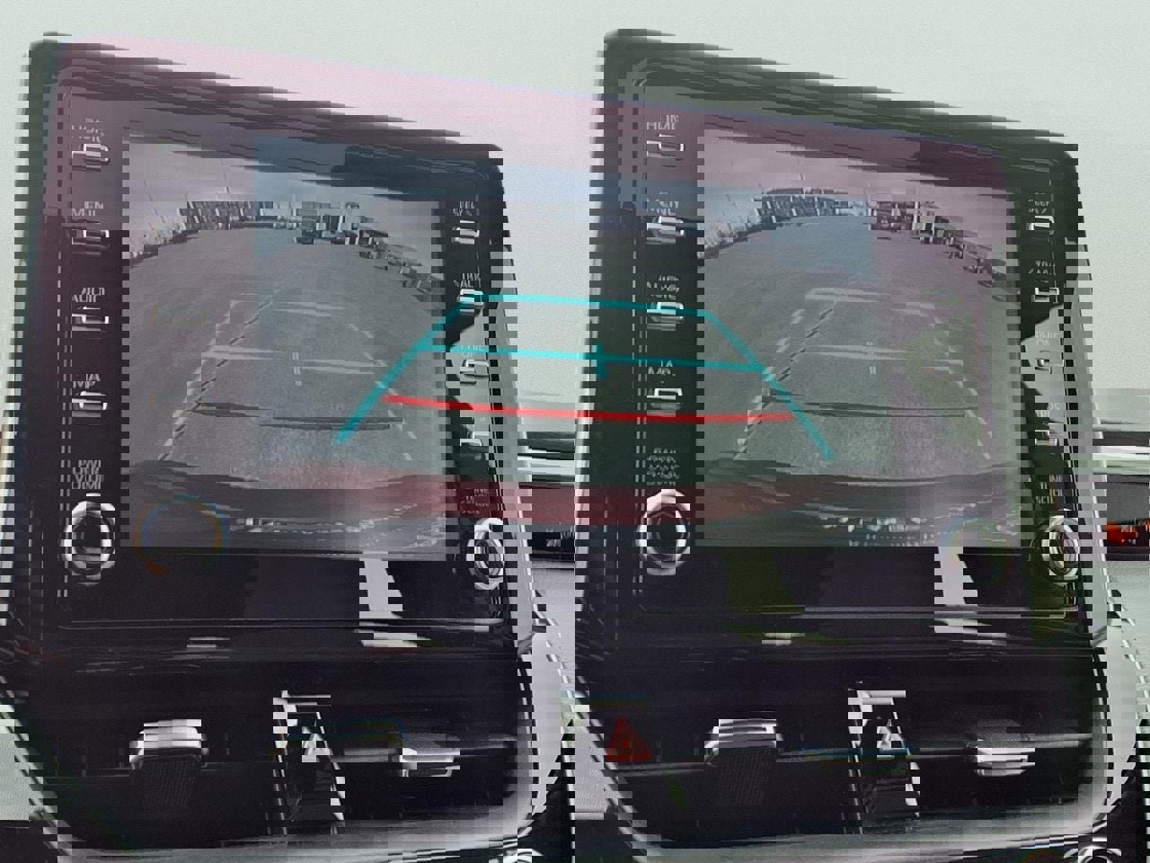 Used 2020 Toyota Corolla SE w/ SE Premium Package image 17