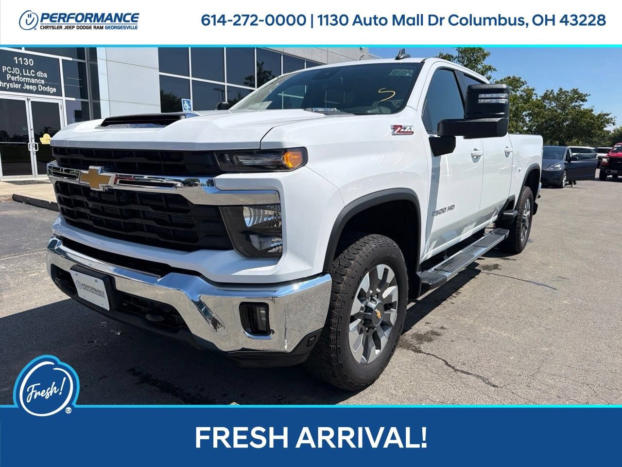 Used 2024 Chevrolet Silverado 2500 LT w/ Convenience Package AWD/4WD image 4