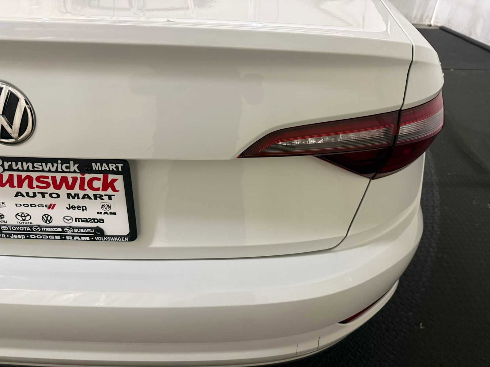 Used 2021 Volkswagen Jetta S w/ Driver Assistance Package image 18