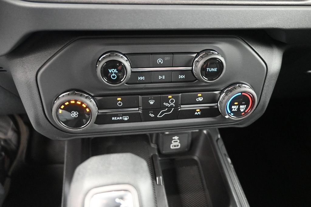 New 2026 Ford Bronco Big Bend AWD/4WD image 3