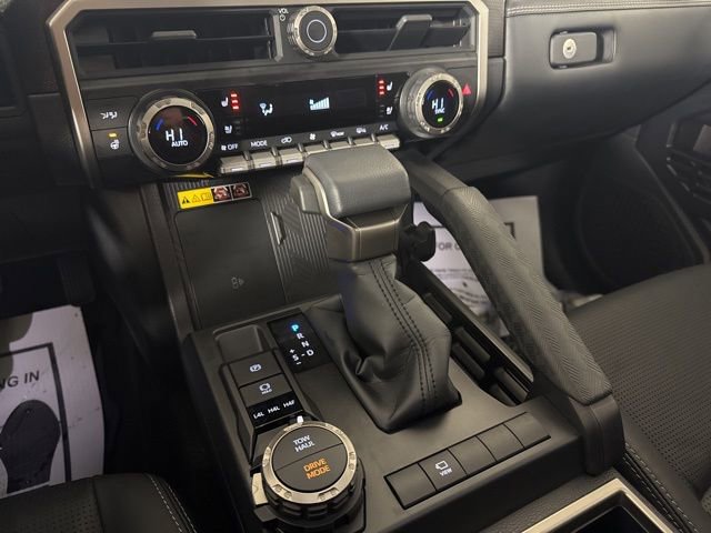 Used 2025 Toyota 4Runner Limited image 17