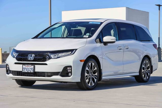 Used 2025 Honda Odyssey Elite image 5