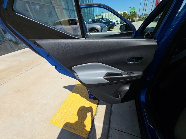 Used 2022 Nissan Kicks SR w/ Premium Package image 22