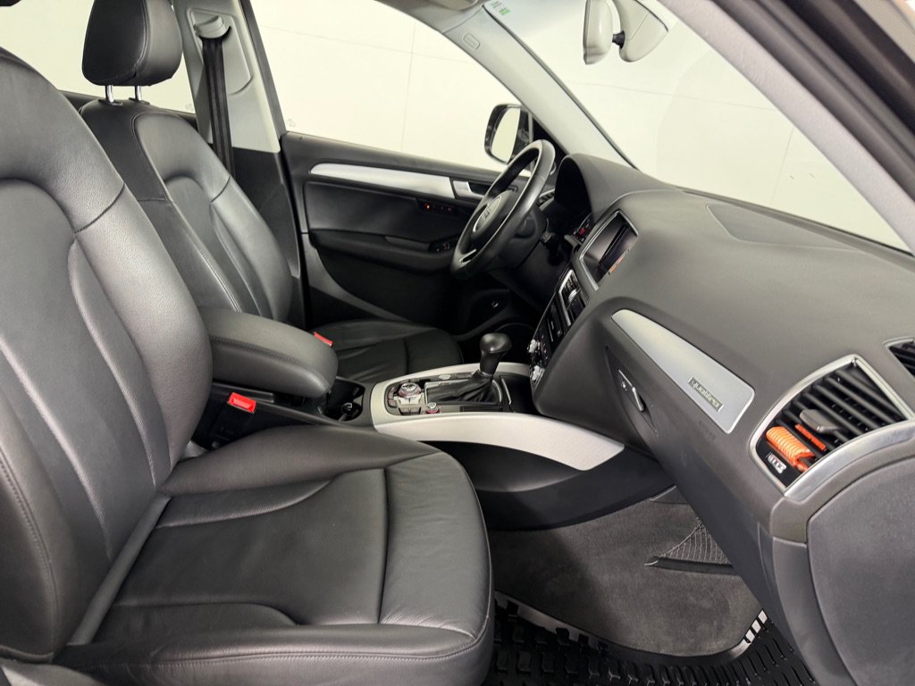 Used 2015 Audi Q5 3.0T Premium Plus w/ Technology Package AWD/4WD image 21