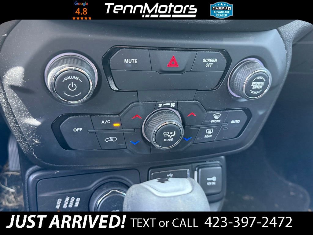 Used 2018 Jeep Renegade Altitude AWD/4WD image 18