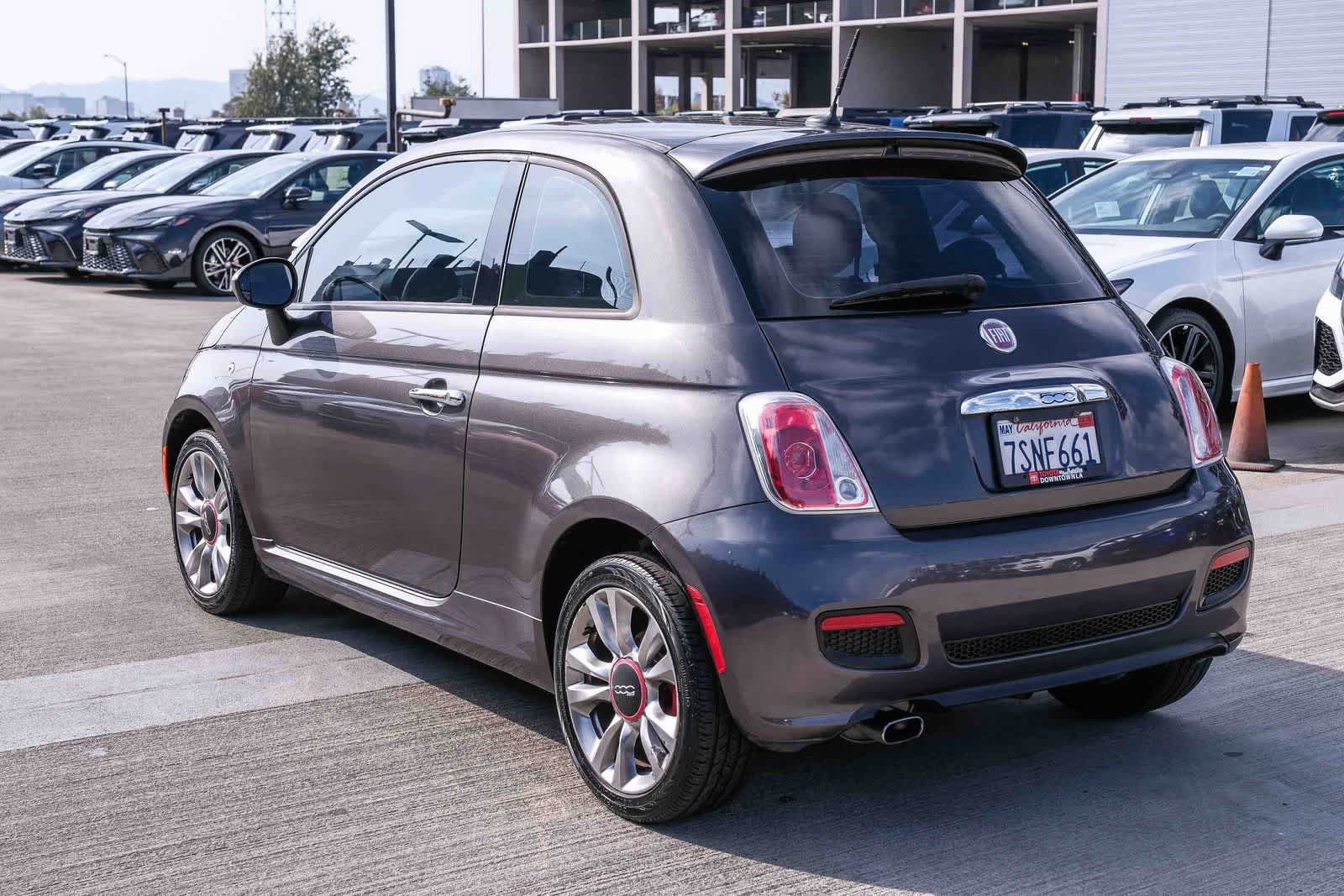 Used 2015 FIAT 500 Sport w/ Comfort/Convenience Group FWD image 6