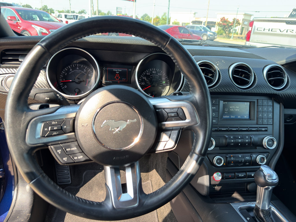 Used 2018 Ford Mustang Coupe RWD image 22