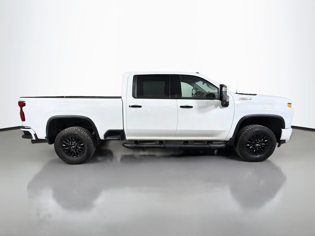 Used 2023 Chevrolet Silverado 3500 LTZ w/ LTZ Plus Package AWD/4WD image 5