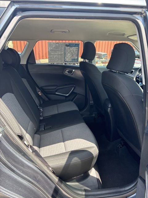 Used 2020 Kia Soul S FWD image 15