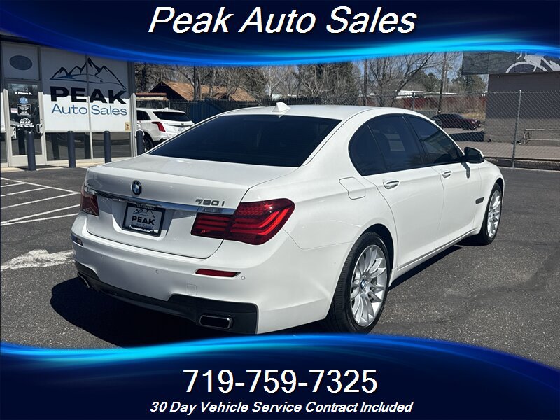 Used 2015 BMW 750i xDrive AWD/4WD image 7