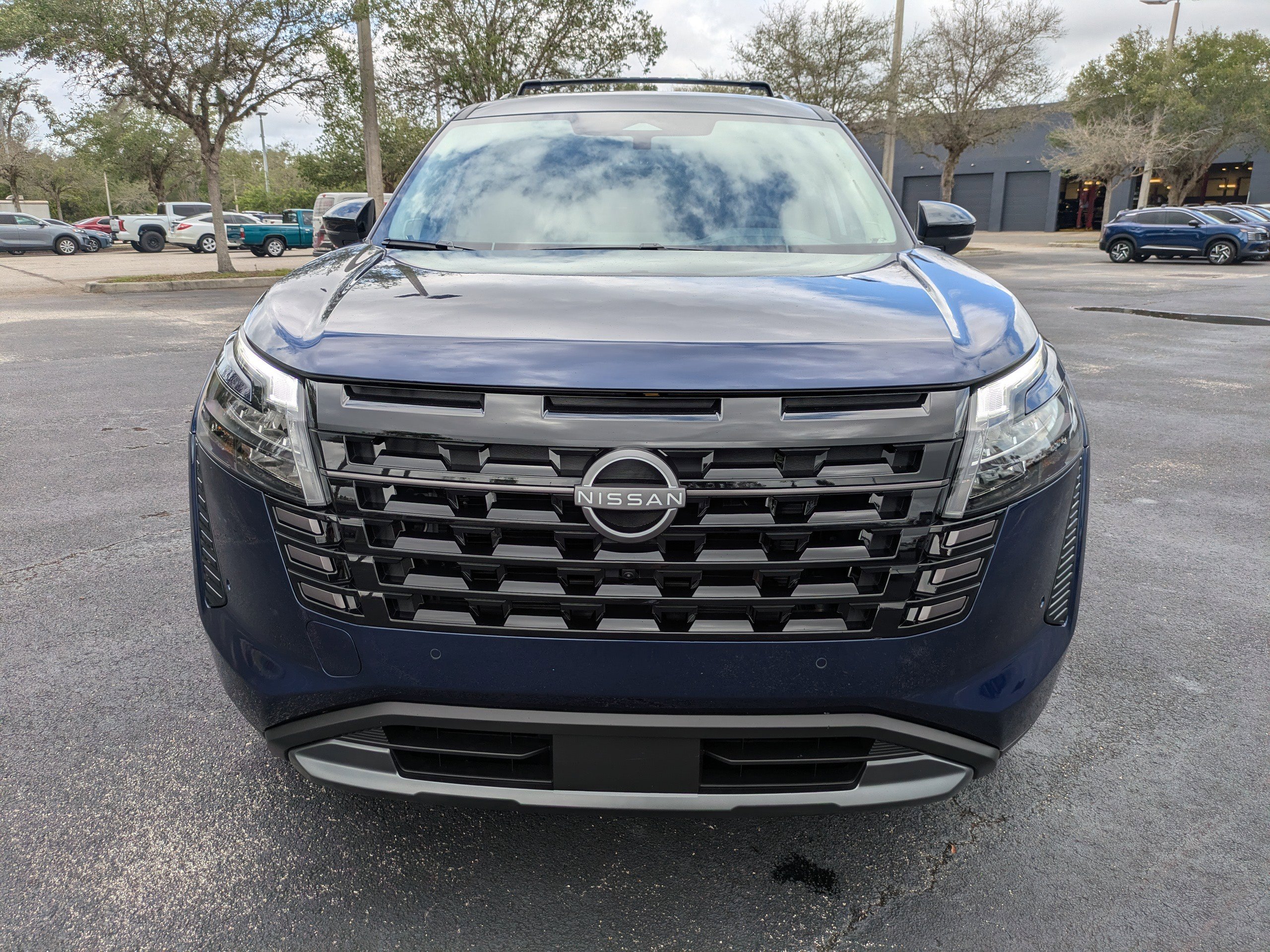 New 2026 Nissan Pathfinder SL AWD/4WD image 9