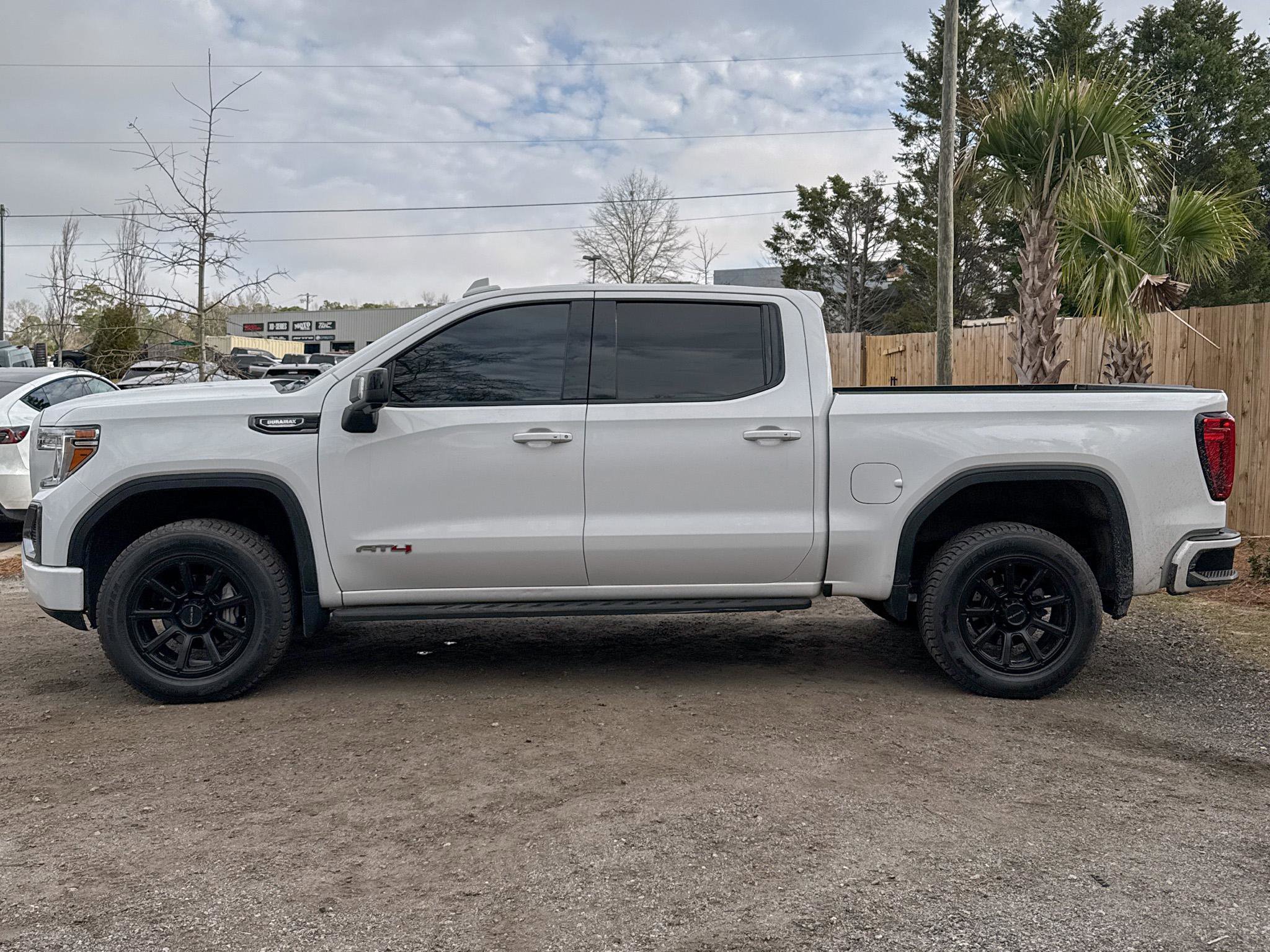 Used 2021 GMC Sierra 1500 AT4 w/ AT4 Premium Package image 5