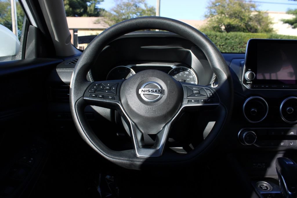Used 2023 Nissan Sentra SV FWD image 15