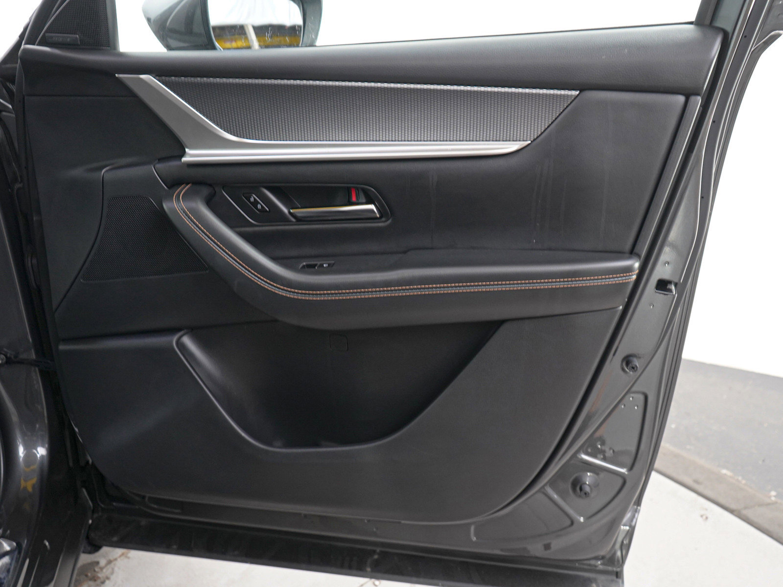 Certified 2024 MAZDA CX-90 Plug-In Hybrid w/ Premium Plus image 13