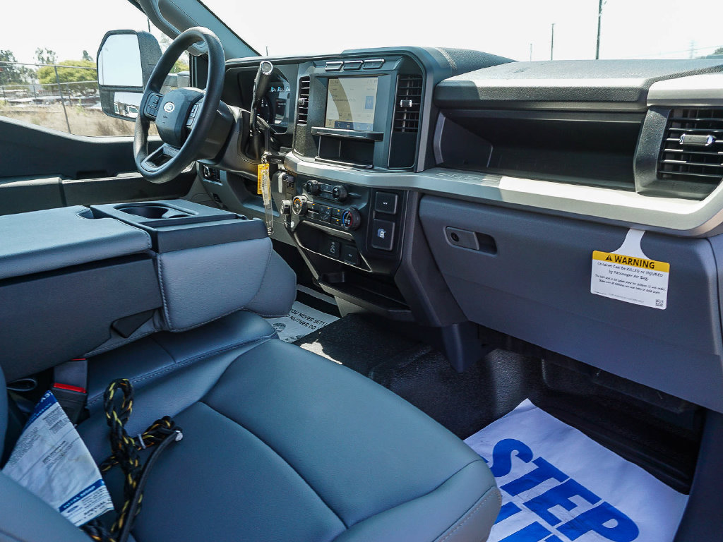 New 2024 Ford F450 XL w/ XL Chrome Package RWD image 14