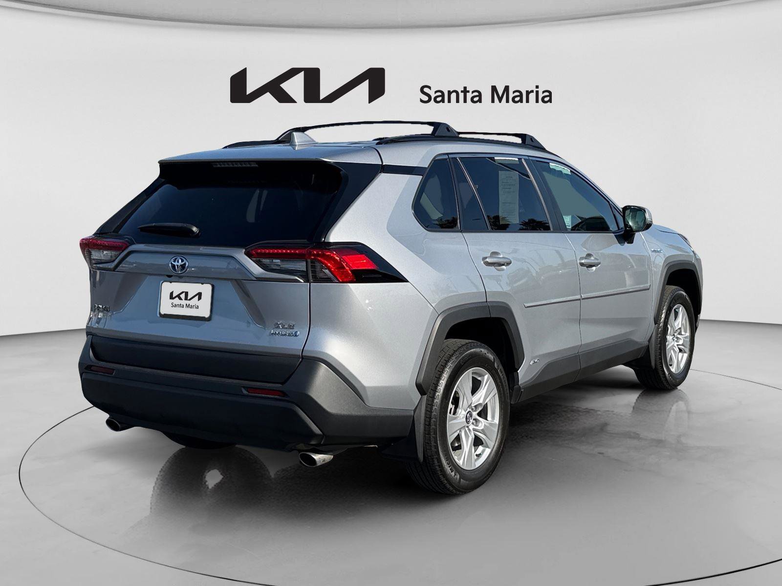 Used 2020 Toyota RAV4 XLE w/ Convenience Package AWD/4WD image 8