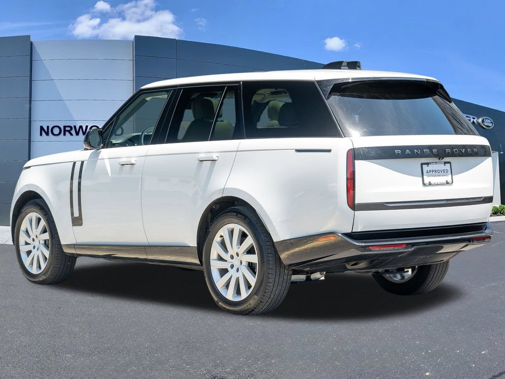 Used 2025 Land Rover Range Rover SE AWD/4WD image 6