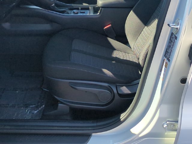 Certified 2026 Kia Sorento LX FWD image 16