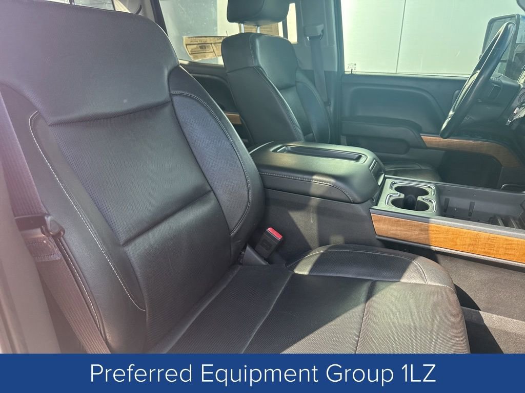 Used 2015 Chevrolet Silverado 1500 LTZ w/ LTZ Plus Package AWD/4WD image 27