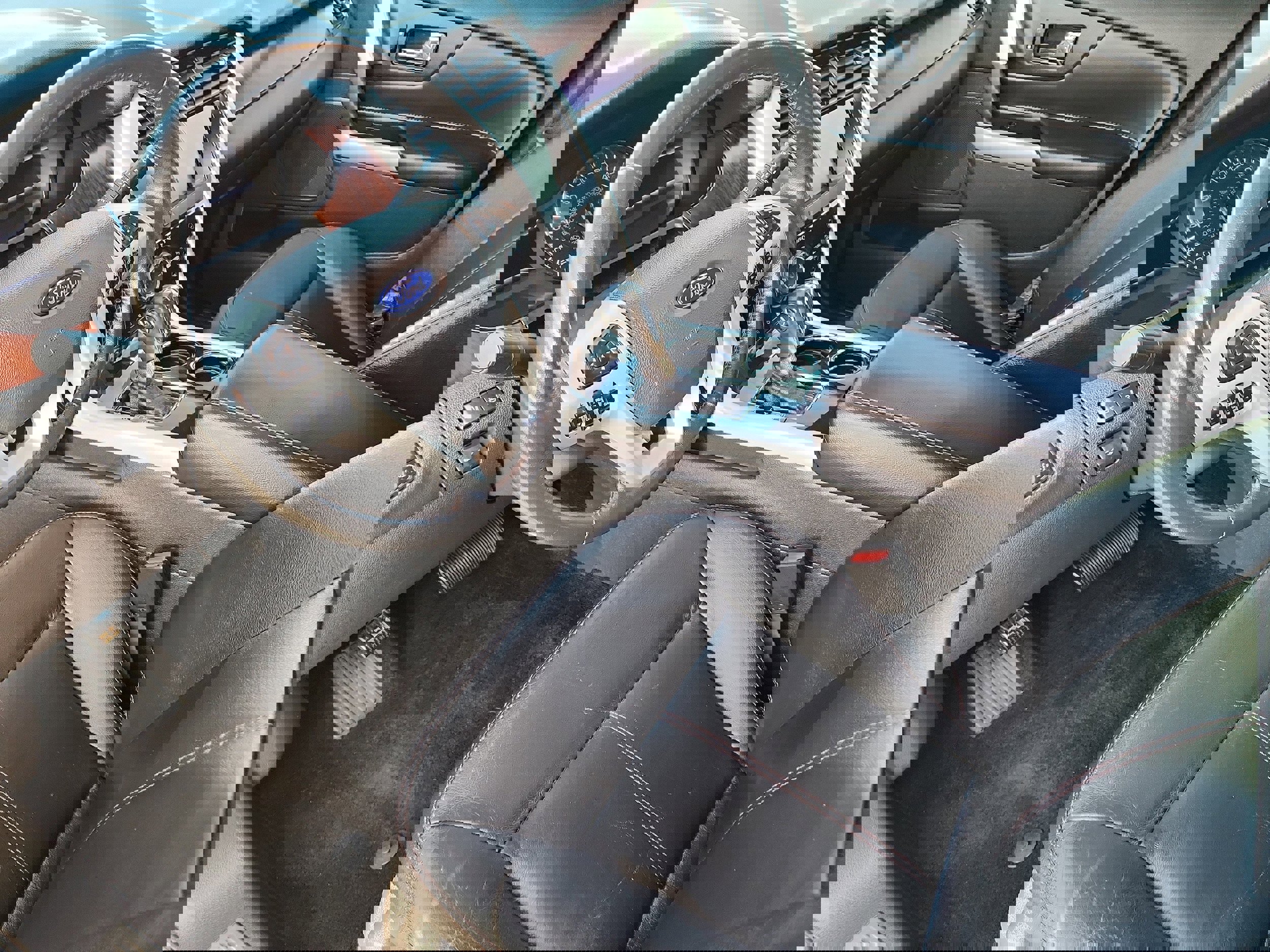 Used 2013 Ford Edge Limited AWD/4WD image 9