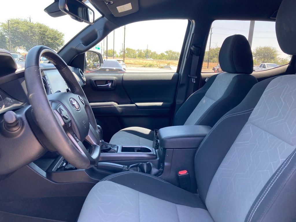 Certified 2023 Toyota Tacoma TRD Sport w/ Technology Package AWD/4WD image 10