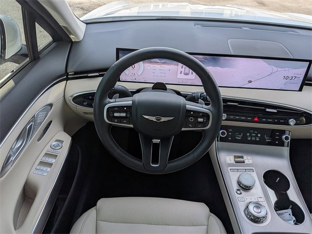 Used 2026 Genesis GV70 2.5T Select image 17