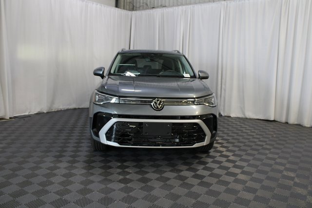 New 2025 Volkswagen Taos SEL image 29