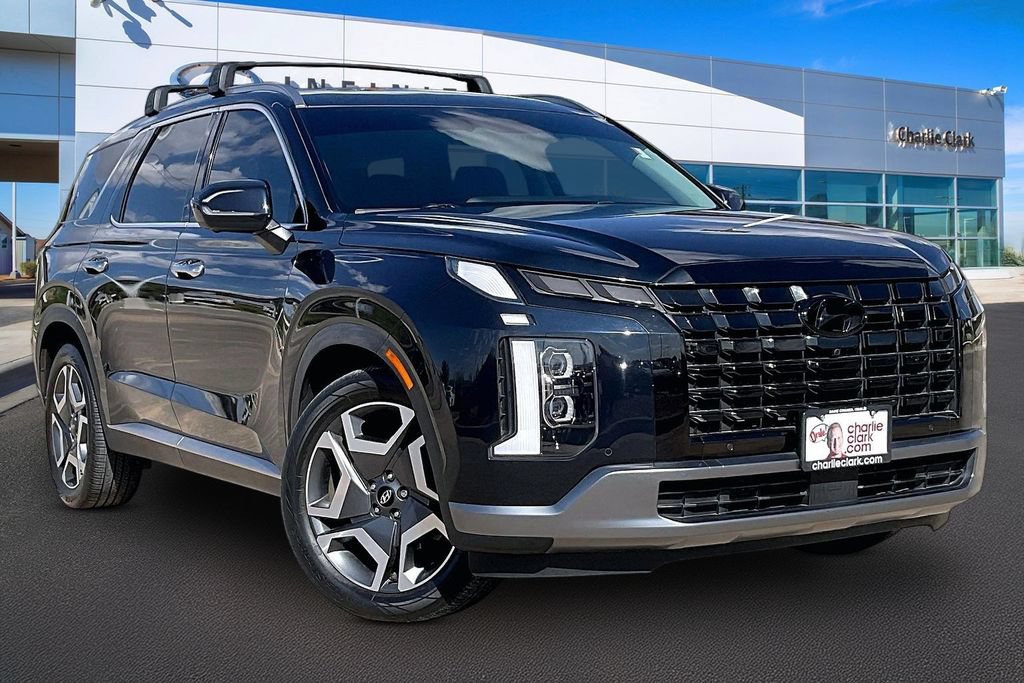 Used 2024 Hyundai Palisade SEL w/ Premium Package FWD image 11