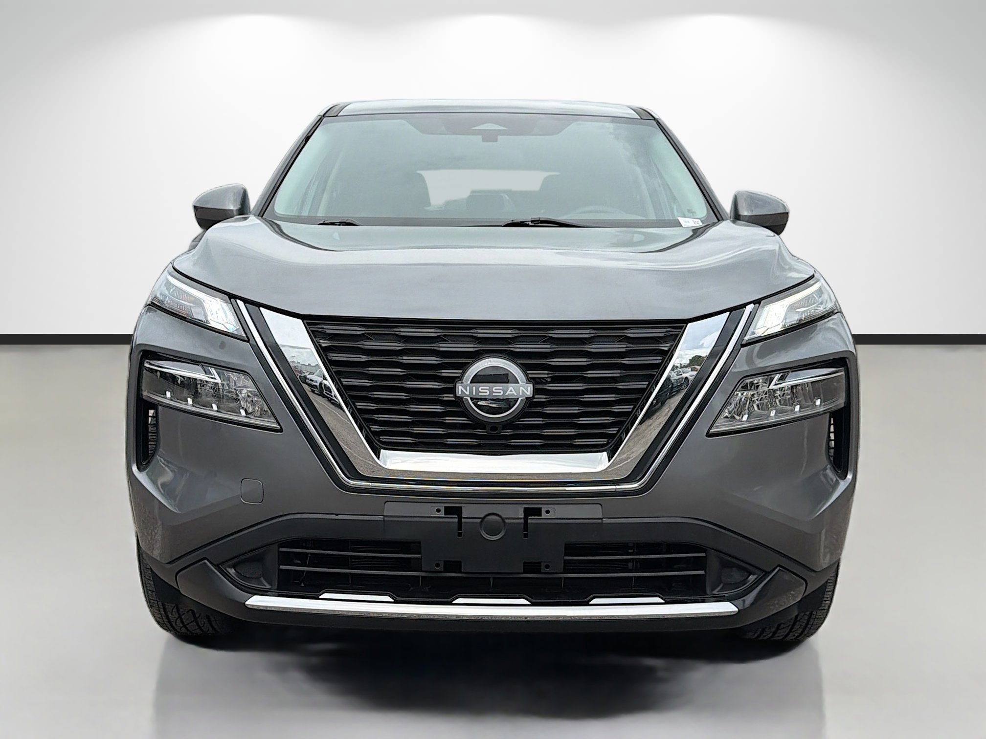 Used 2023 Nissan Rogue SV image 8