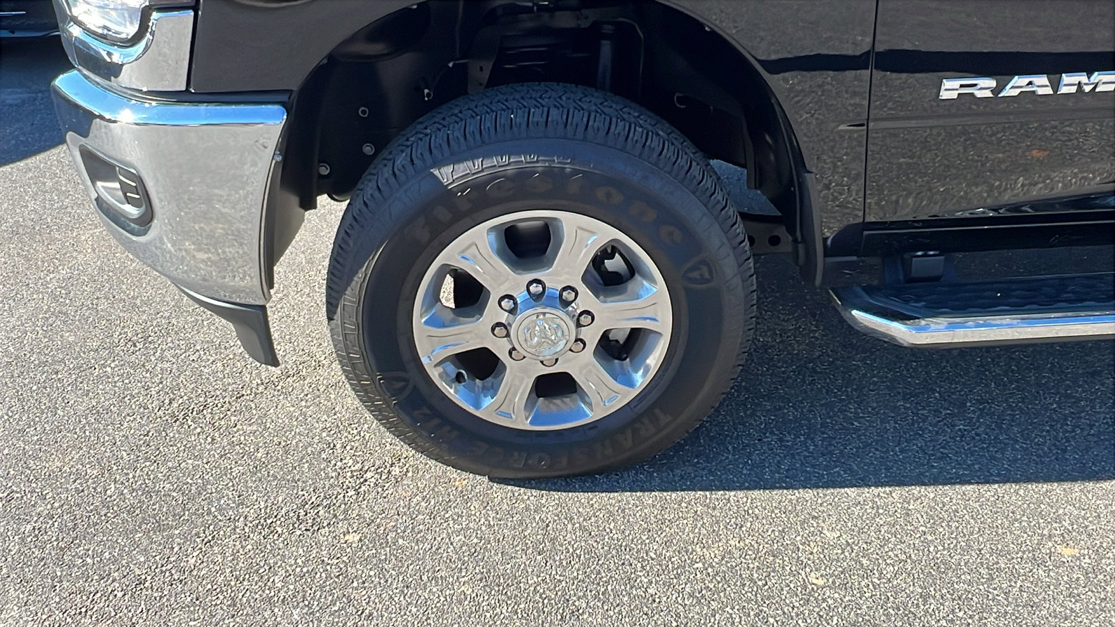 Used 2024 RAM 2500 Big Horn w/ Bed Utility Group image 12