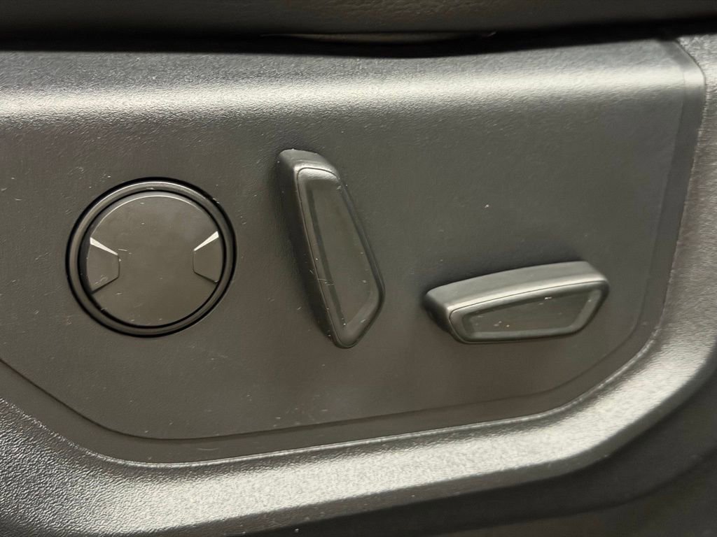 Used 2019 Ford F150 Lariat w/ Equipment Group 502A Luxury image 27