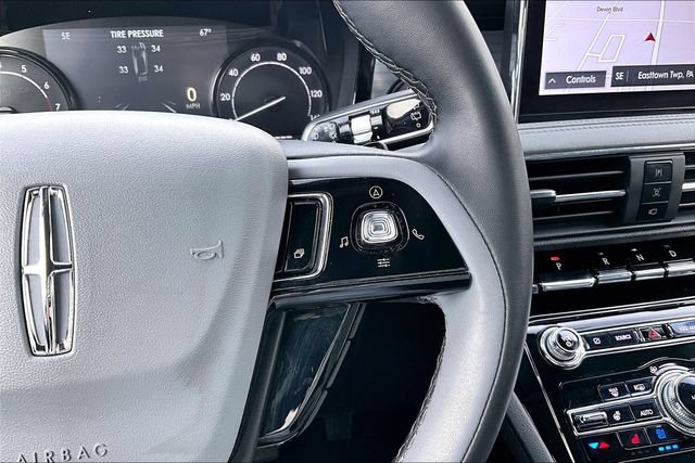 Used 2022 Lincoln Corsair AWD w/ Equipment Group 101A image 15
