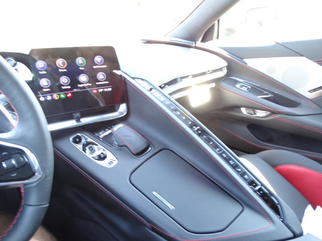 Used 2020 Chevrolet Corvette Stingray Premium Cpe w/ 3LT Preferred Equipment Group image 27