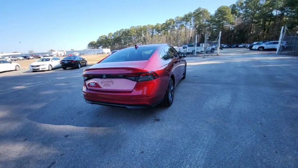 Used 2023 Honda Accord EX image 4