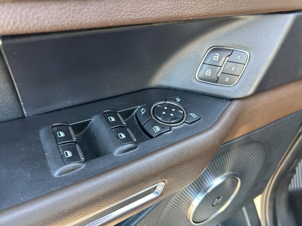 Used 2021 Ford Expedition Max King Ranch image 18