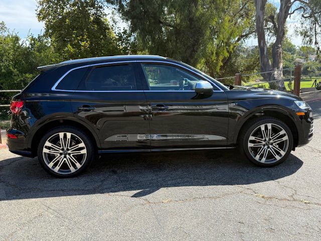 Used 2018 Audi SQ5 Premium Plus w/ Navigation Package image 19