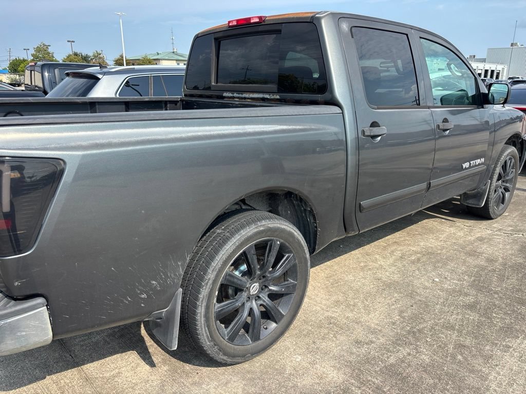 Used 2009 Nissan Titan SE RWD image 3