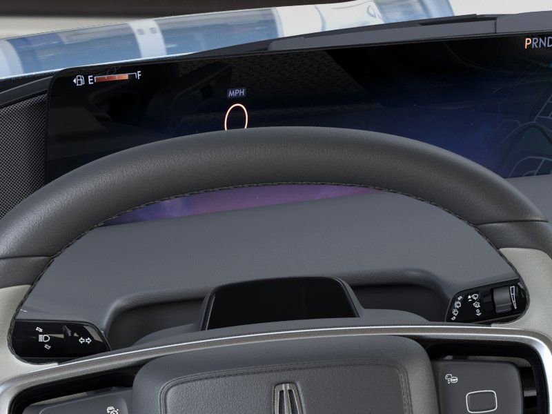 New 2026 Lincoln Navigator L Reserve AWD/4WD image 13