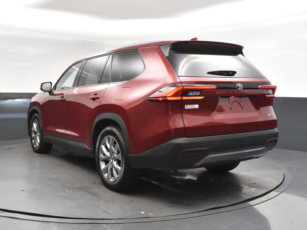 Used 2025 Toyota Grand Highlander FWD image 5